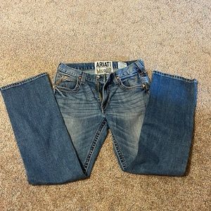 Mens Ariat 30/32 (slim straight fit) jeans